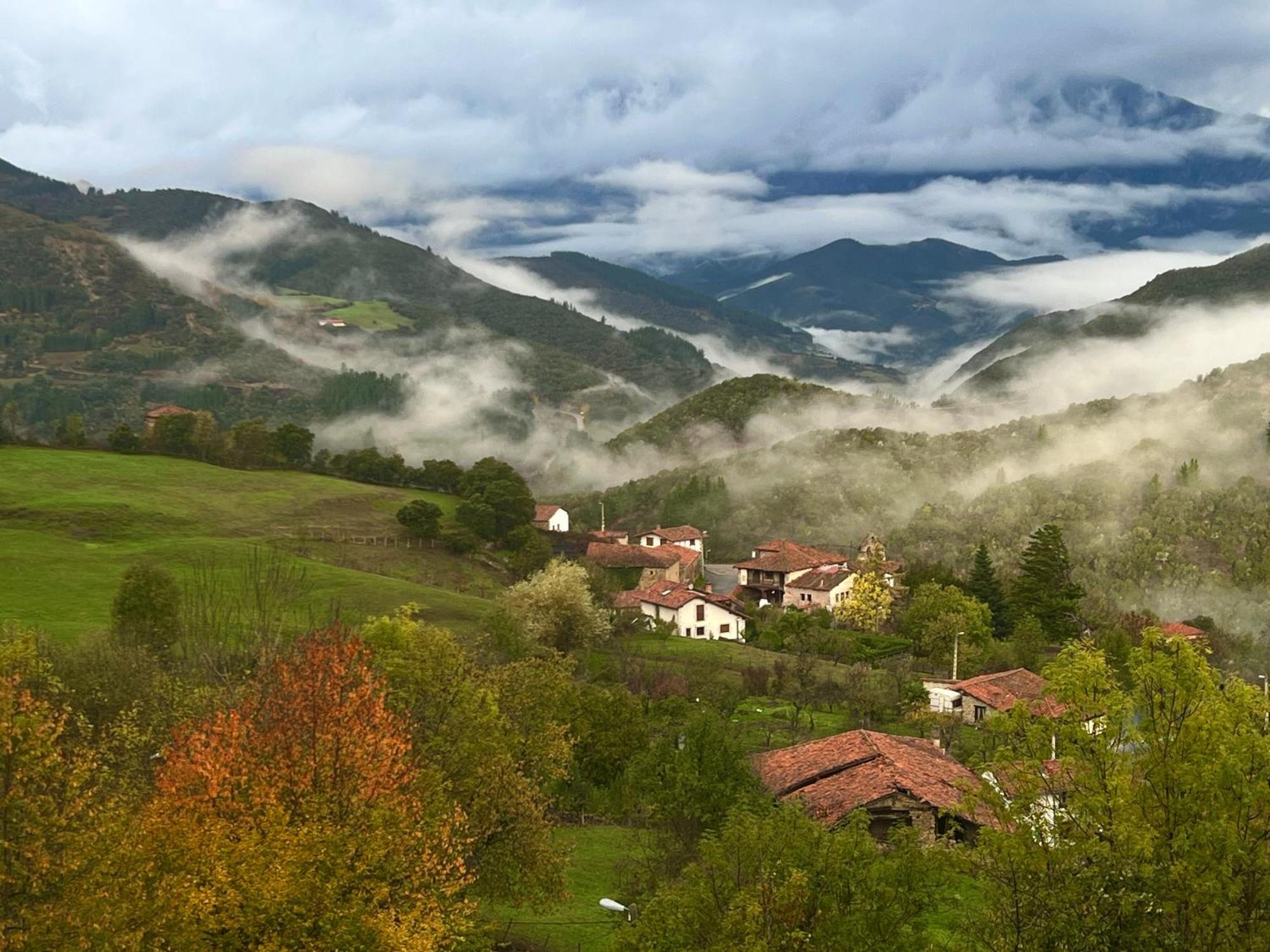 Posada La Trebede Perrozo Екстериор снимка